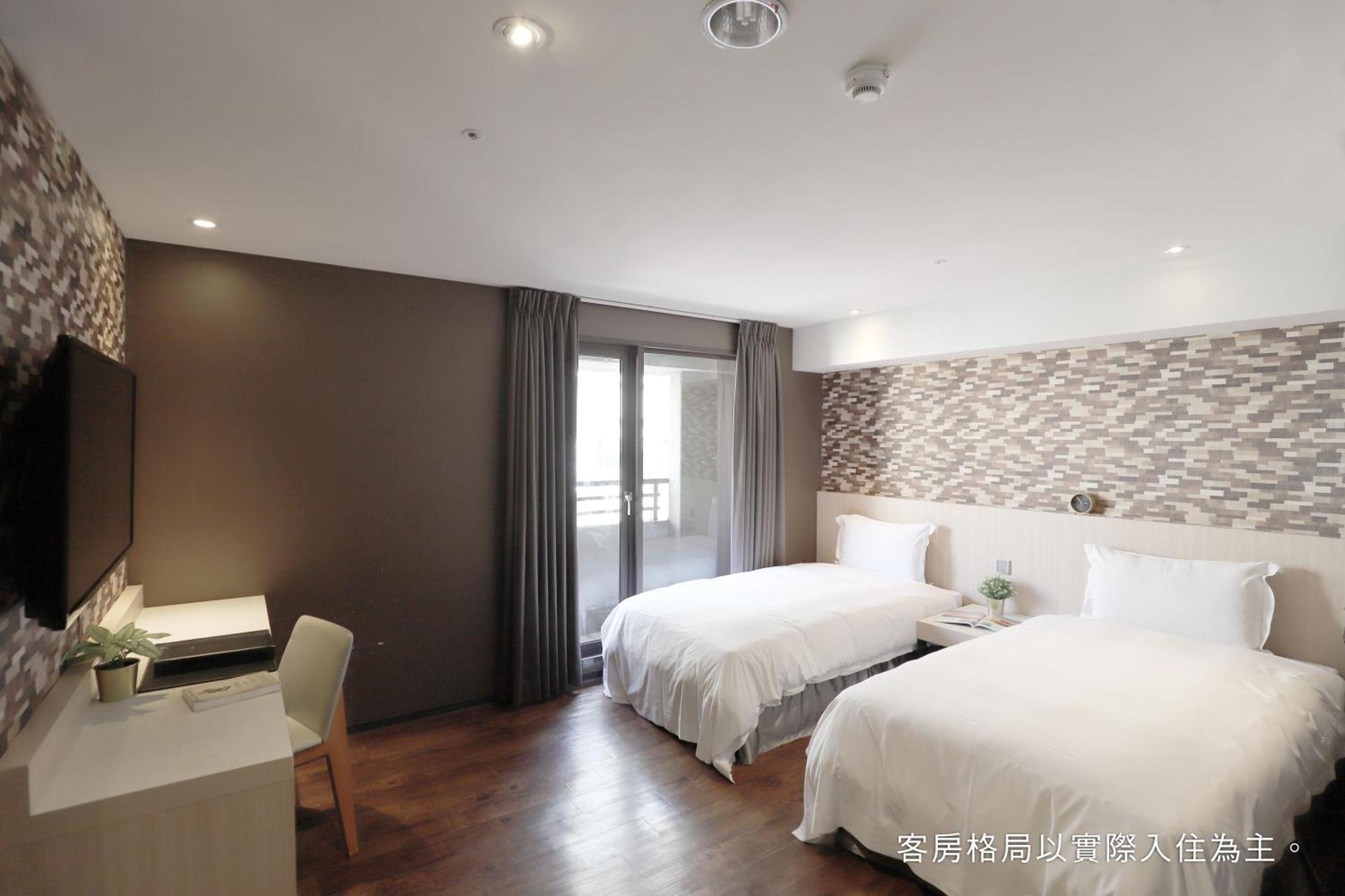 Talmud Hotel Yizhong Taichung Exteriör bild